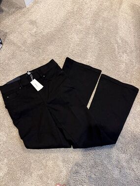 SPANX Black Flare jeans NWT